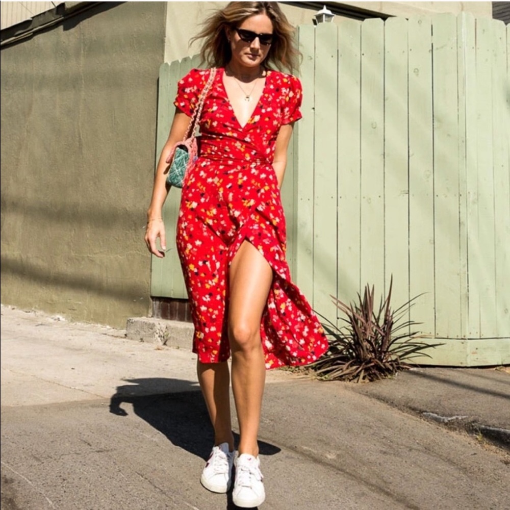 5⭐️ FAV BESTSELLER Red Floral Midi Wrap Boho Dress